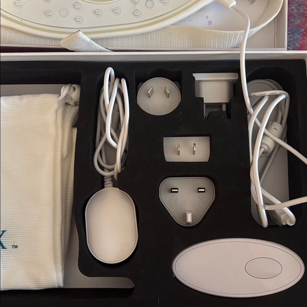 Omnilux Contour Face Mask - Picture 10 of 10